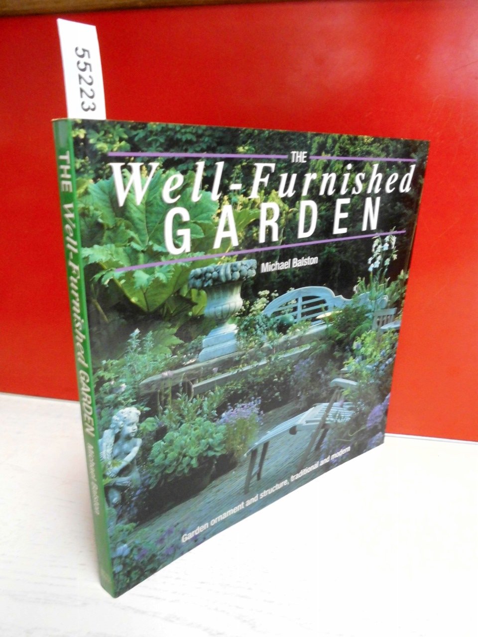Well-furnished Garden Balston, Michael