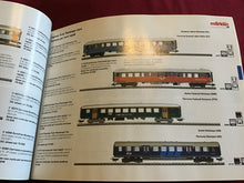 Load image into Gallery viewer, Marklin Model Railway Catalogue 1993/94 Gesamtprogramm Paperback