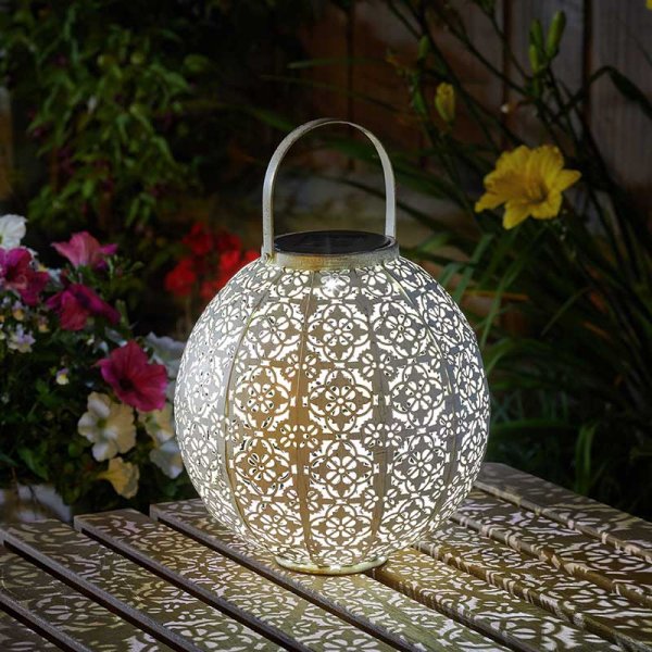 Damasque Cream Lantern - Solar light - 23.5 x 22.5 cm