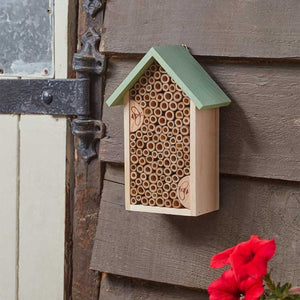 Hedgehog, Bug & Bee house, hotels, towers & Boxes - Safe place hedgehogs, bees & insects