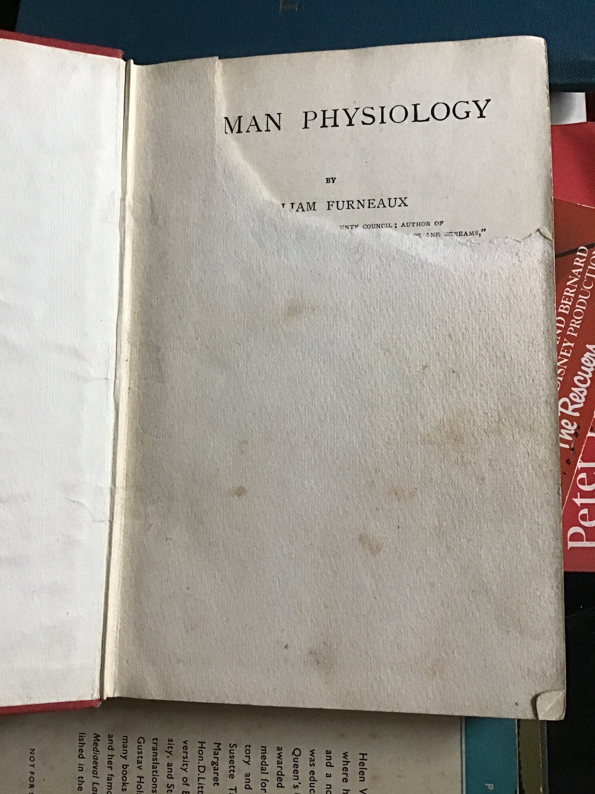 Furneaux's Human Physiology [Hardcover] William A M Smart