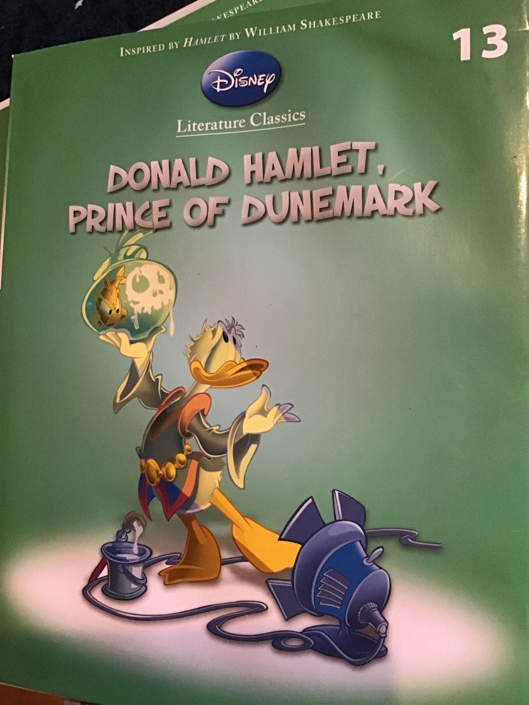 Disney Literature Classics 13 Donald Hamlet Prince of Dunemark