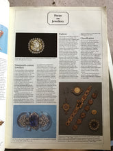 Load image into Gallery viewer, Sotheby’s Preview September October 1983 No.33
