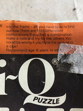 Load image into Gallery viewer, Hi-Q Puzzle - Peter Pan Playthings. Super solo games hours of fun.
