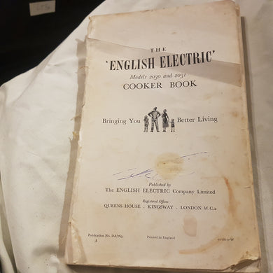 The English Electric Models 2030 and 2031. Paperback. Poor condition.