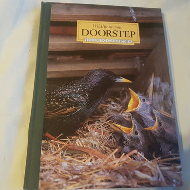 Wildlife on your doorstep reader's Digest The Living countryside hardcover