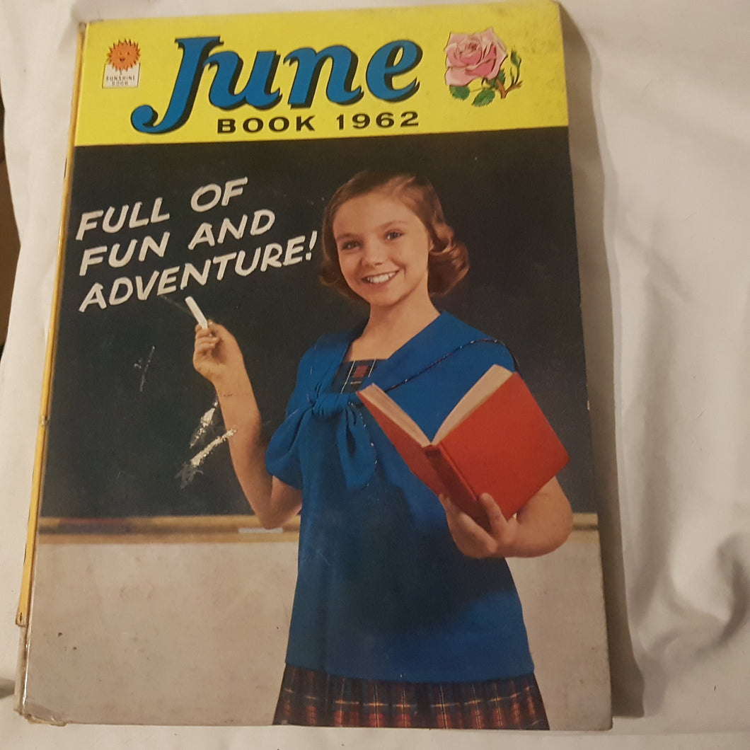 June book 1962 hardcover annual. Fleetway publications Ltd 1961