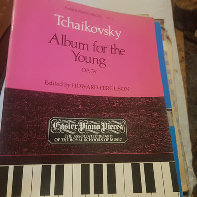 Easier piano pieces number to Tchaikovsky album for the young op39 Howard Ferguson sheet music