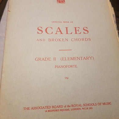 Official book of scales and Broken Chords grade 3 Elementary pianoforte sheet music