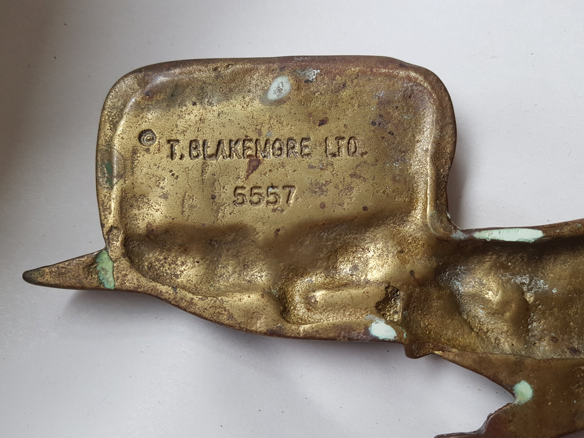 Bulldog N142 - Brass - T. Blakemore LTD 5557 World War 1 - Rare brass wall art.