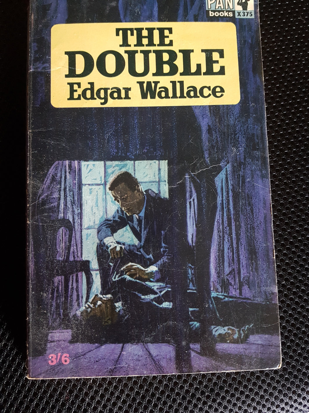 The Double [Paperback] Edgar Wallace. Pan x375