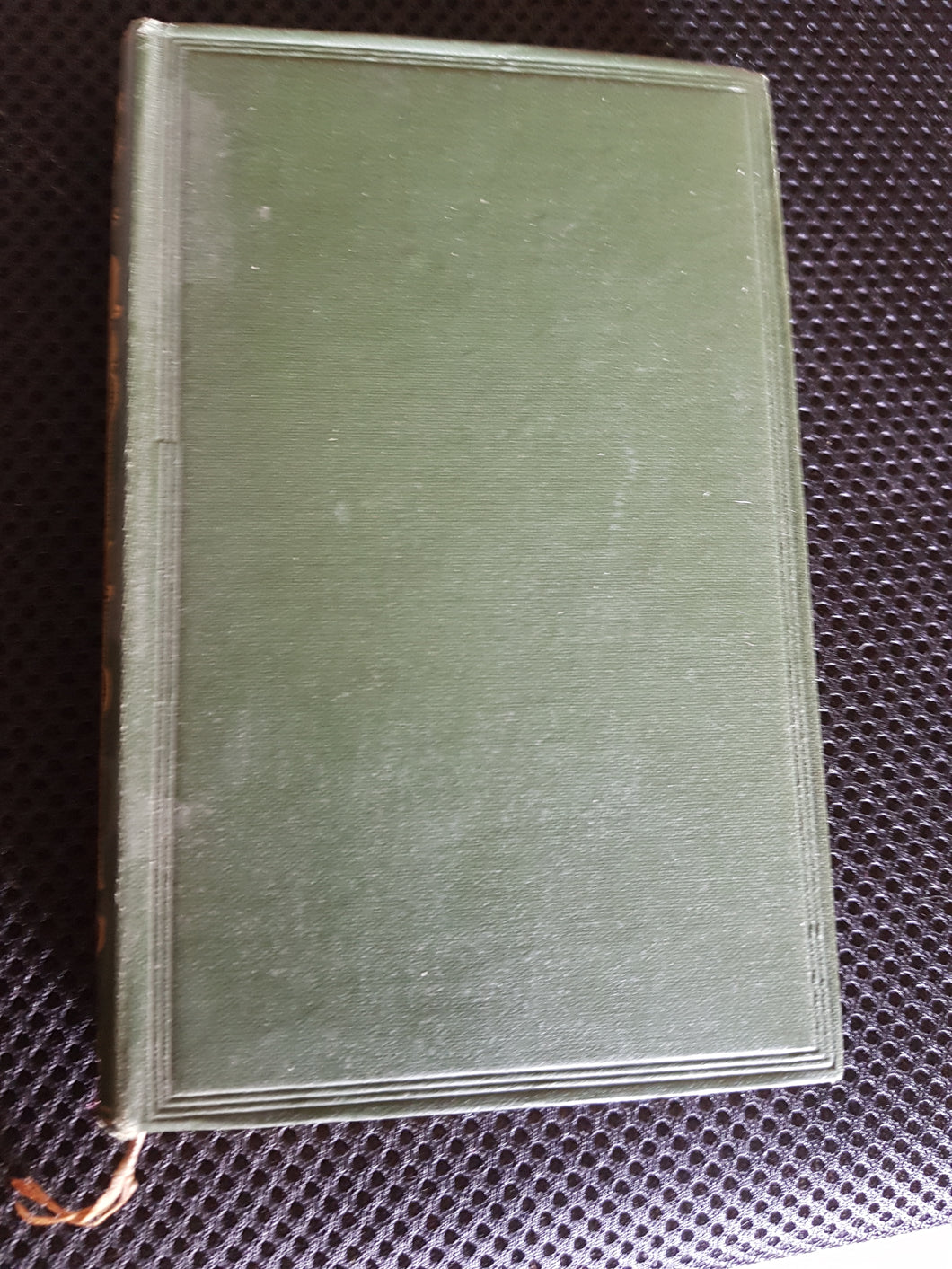 The Professor at the Breakfast Table. Hardcover Holmes, Oliver