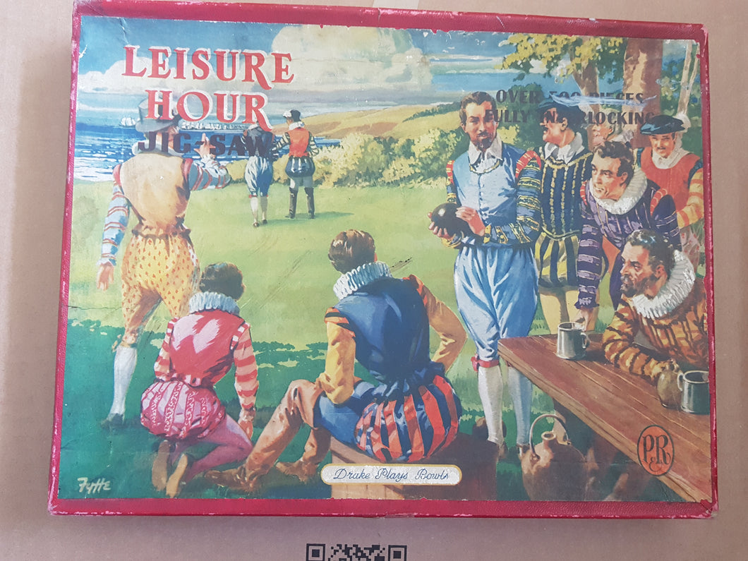 Rare P&R jigsaw puzzle. leisure hour jigsaw over 500 fully interlocking pieces Drake plays bowls circa 1940