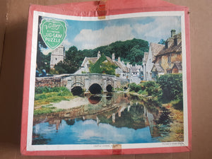 Victory plywood jigsaw puzzle Castle Combe Wiltshire series number EV and proximally 100 pieces