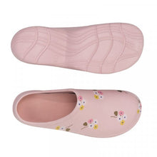 Load image into Gallery viewer, Posies Comfi (comfy) Clogs Sizes - 4 to 8 - Slip on Clogs
