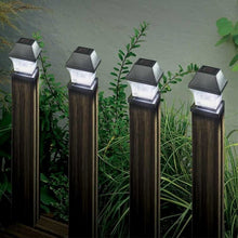 Load image into Gallery viewer, Solar Powered Post Light 4 pack, 3L, Lights For the top of posts.

