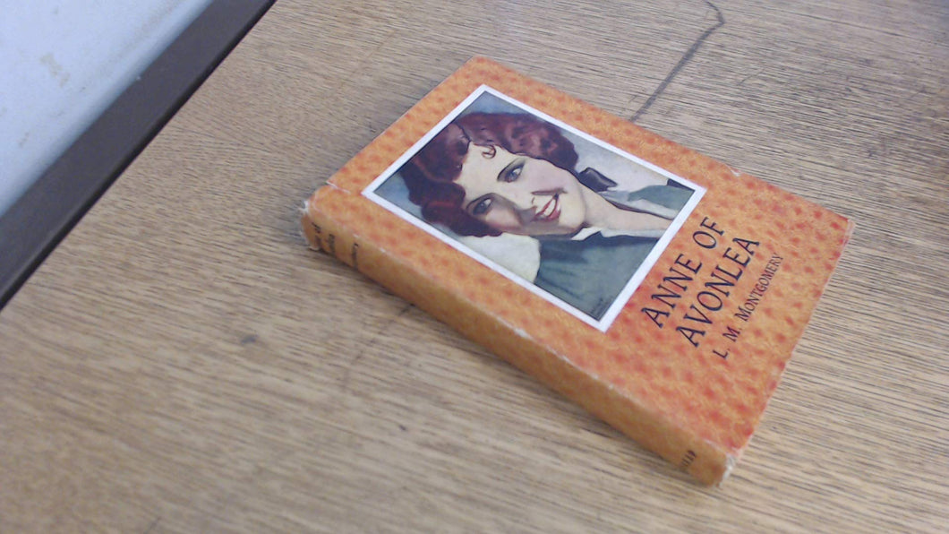 Anne of Avonlea  [Hardcover] Montgomery, L.M.