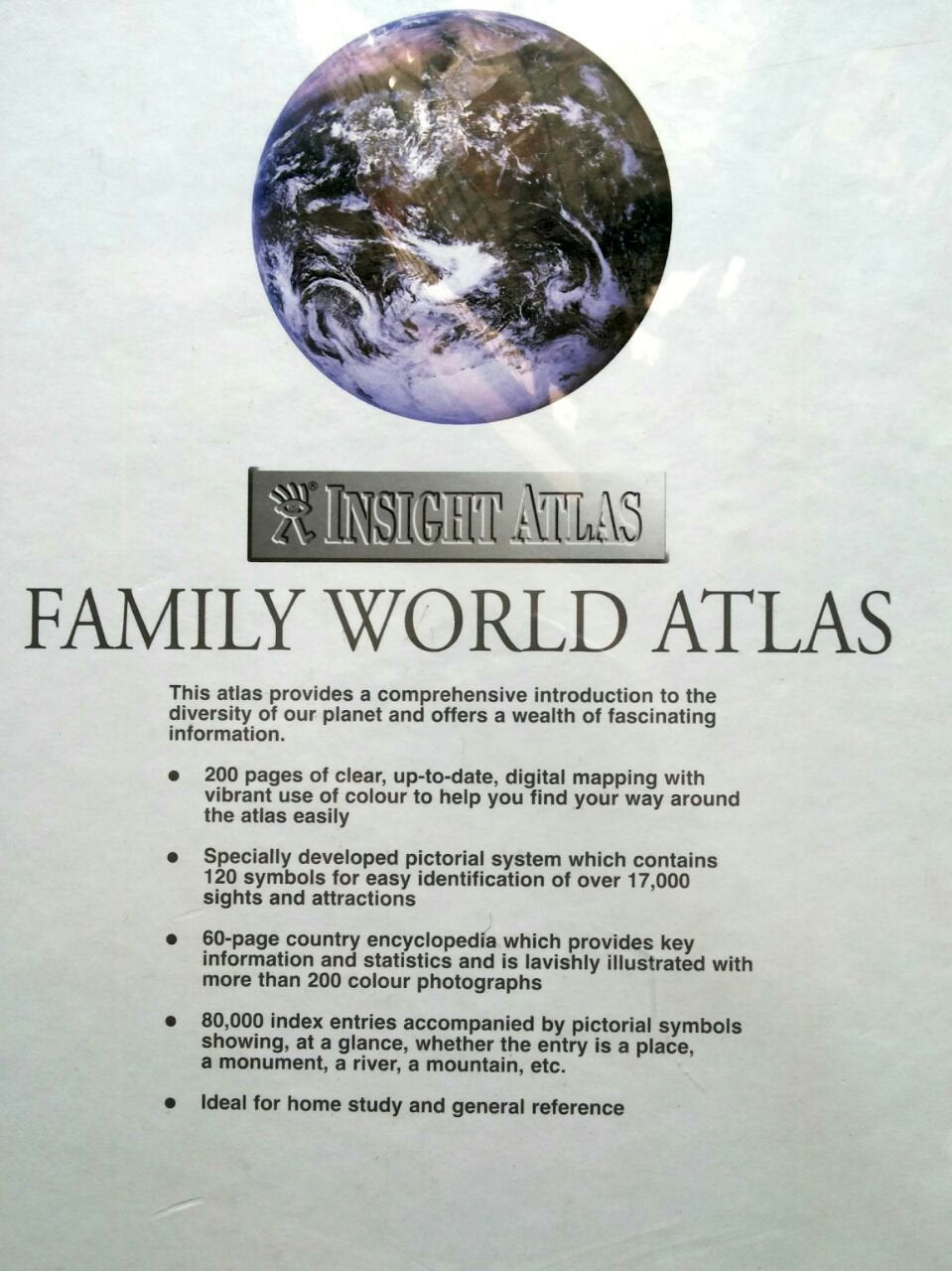 Insight Family World Atlas (Insight Atlases) [Hardcover] insightguides-com