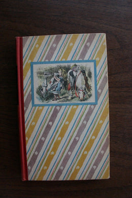 THROUGH THE LOOKING GLASS [Hardcover] Lewis Carroll and John Tenniel