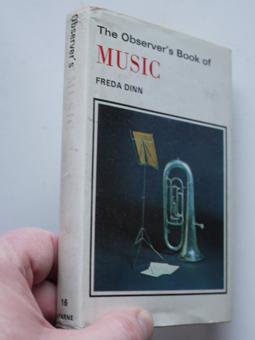 The Observer's Book of Music [Hardcover] Freda Dinn