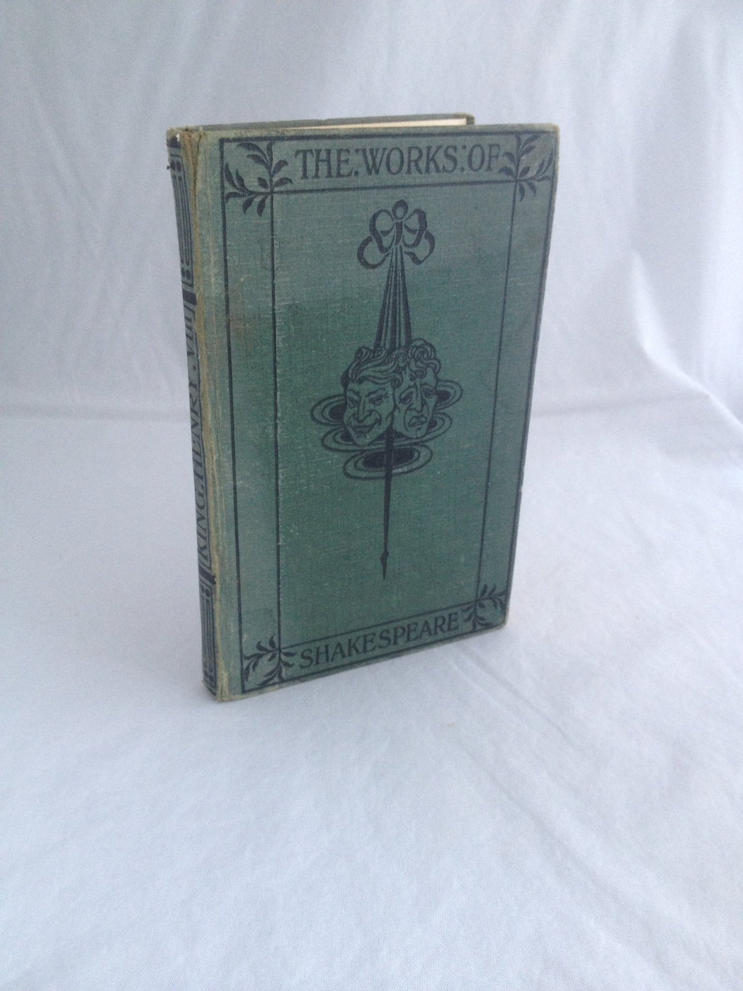 THE PLAYS OF SHAKESPEARE: CYMBELINE. [Hardcover] Brandes, George (intro).