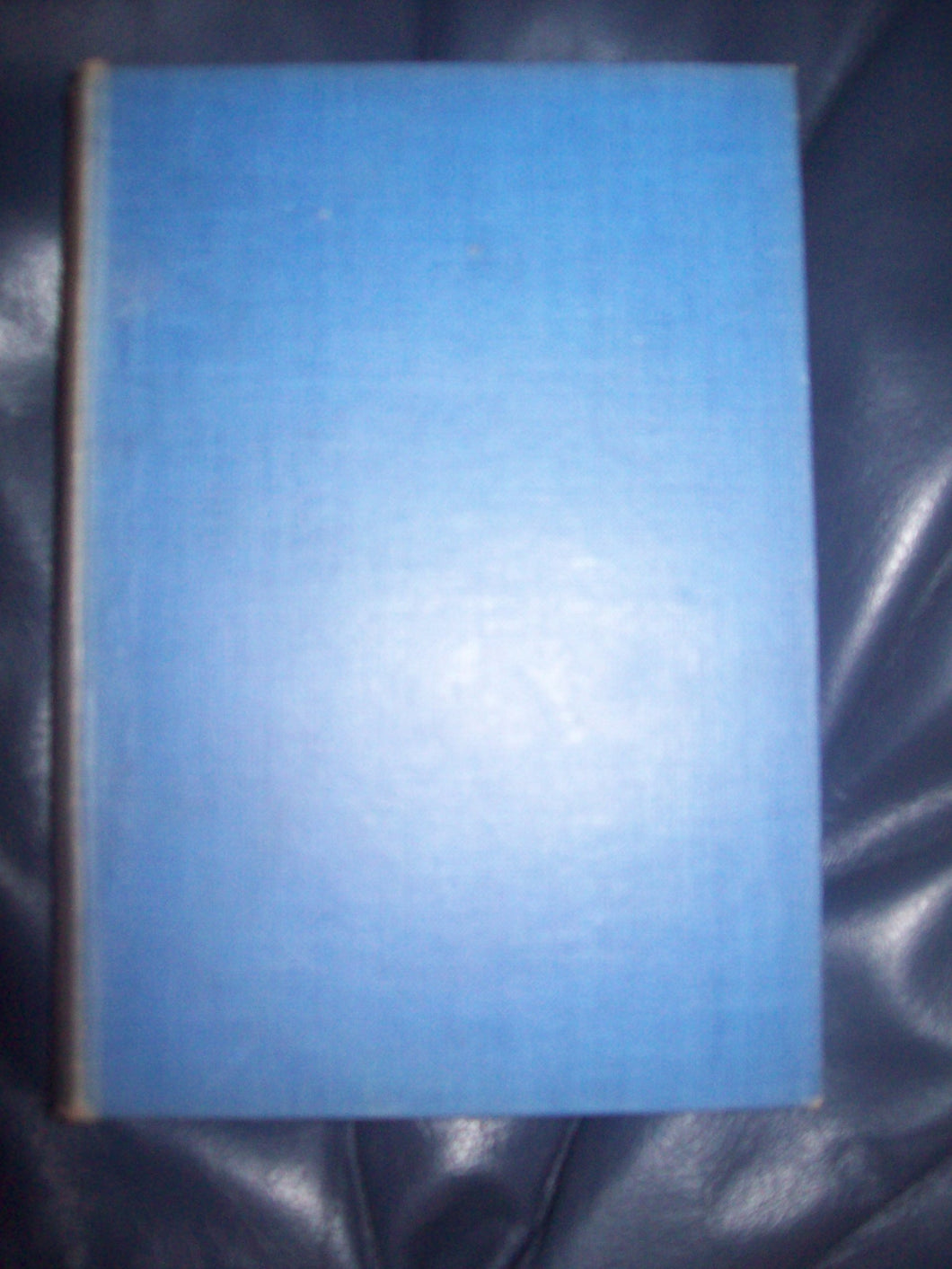 The Stars in Their Courses [Unknown Binding] Sir James Jeans