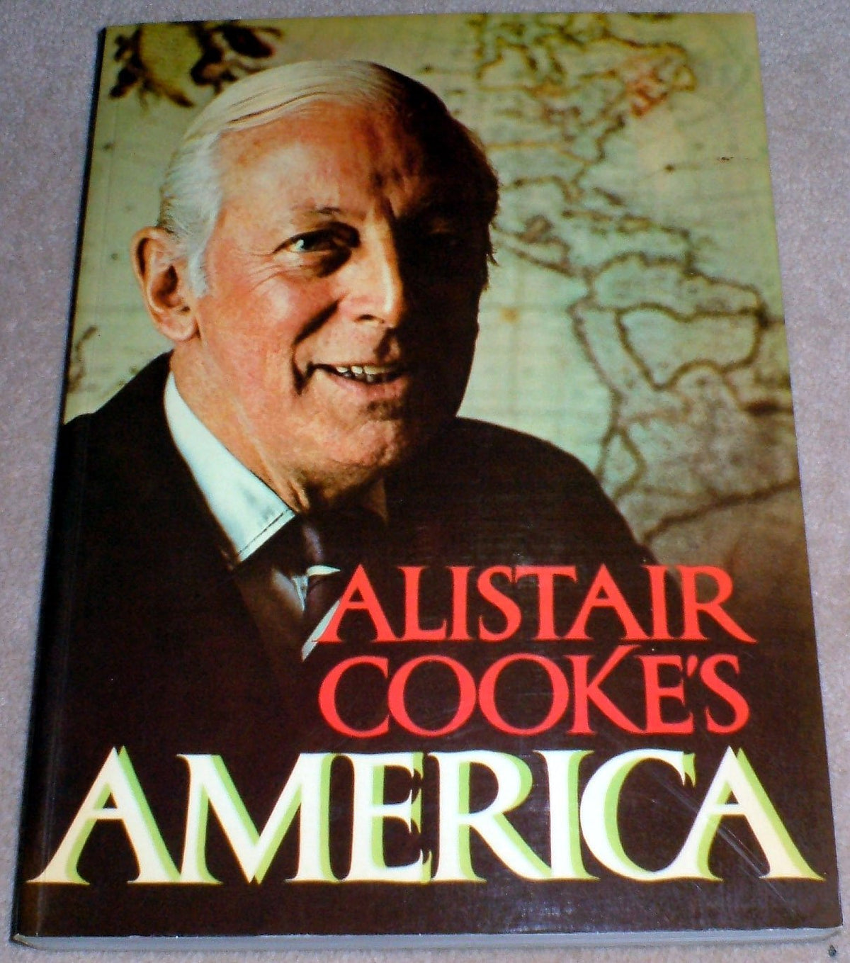 Alistair Cooke's America [Paperback] Cooke, Alistair