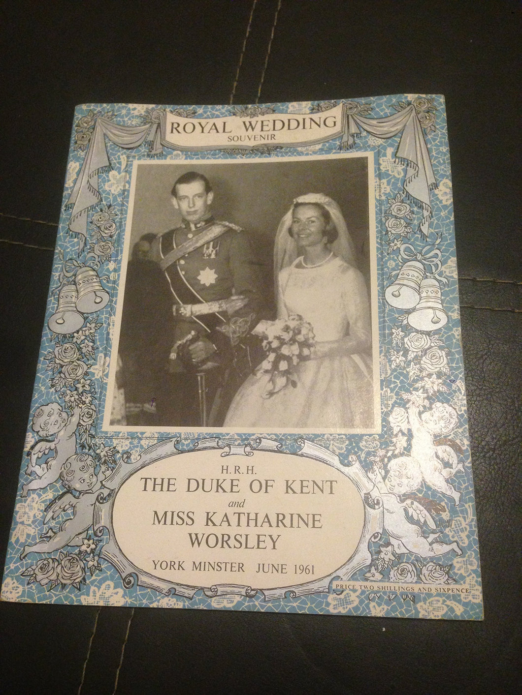 Royal Wedding Souvenir : Duke of Kent/Miss Katharine Worsley [Paperback] A Daily Mail Publication