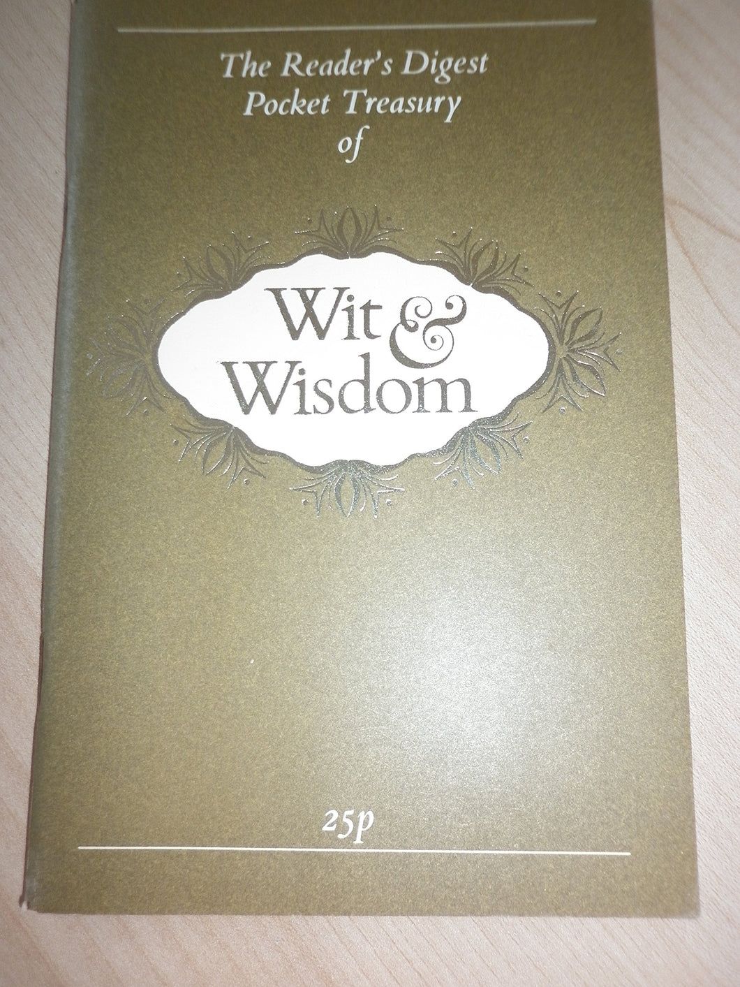 The Readers Digest Pocket Treasury of Wit & Wisdom