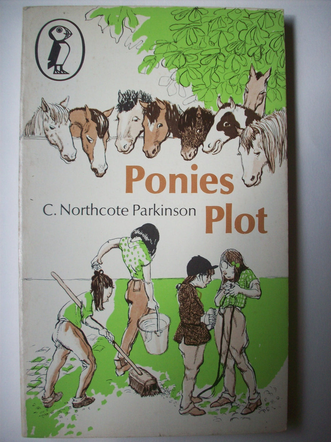 Ponies Plot (Puffin Books) C Northcote Parkinson and Violet Morgan