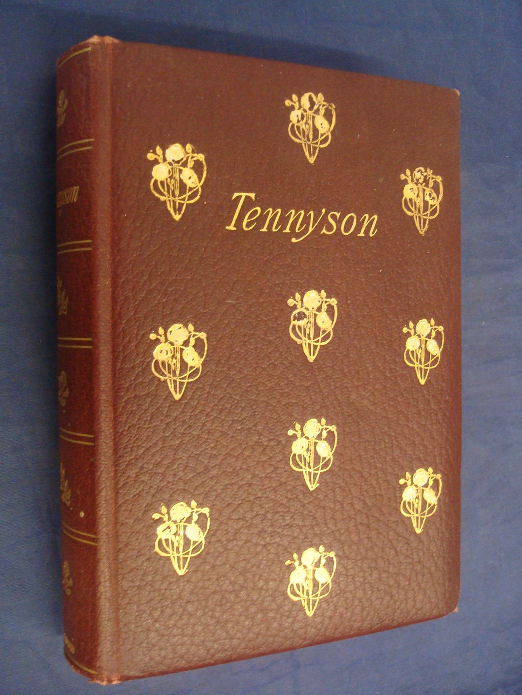 POEMS OF TENNYSON [Leather Bound] [Jan 01, 1911] T. HERBERT WARREN [Leather Bound]