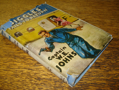 Biggles 'Fails to Return' [Hardcover] Captain W E Johns