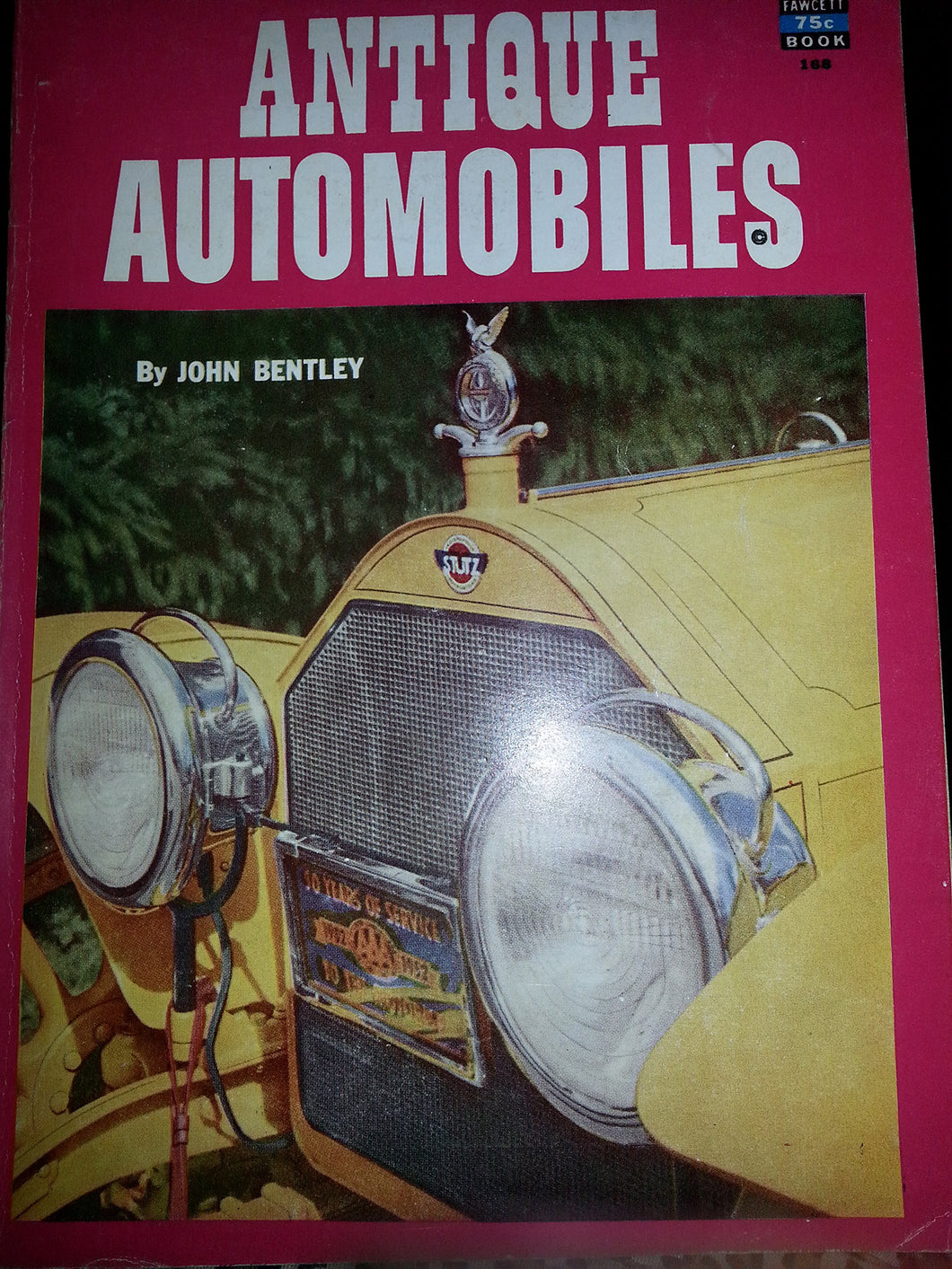 Antique Automobiles [Paperback] John Bentley