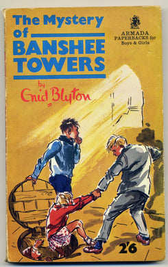 The Mystery of Banshee Towers [Paperback]