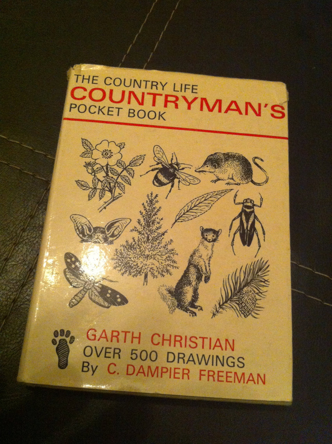 The 'Country Life' countryman's pocket book Christian, Garth