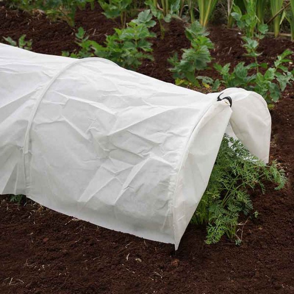 3m Fleece Tunnel GroZone. Fleece Growing Tunnel - Vegetable Plant Warming Tunnel, Simple to construct