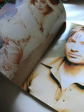 Load image into Gallery viewer, Dream watch magazine 1998 June free collectors Prince X-Files Voyager species to Hercules

