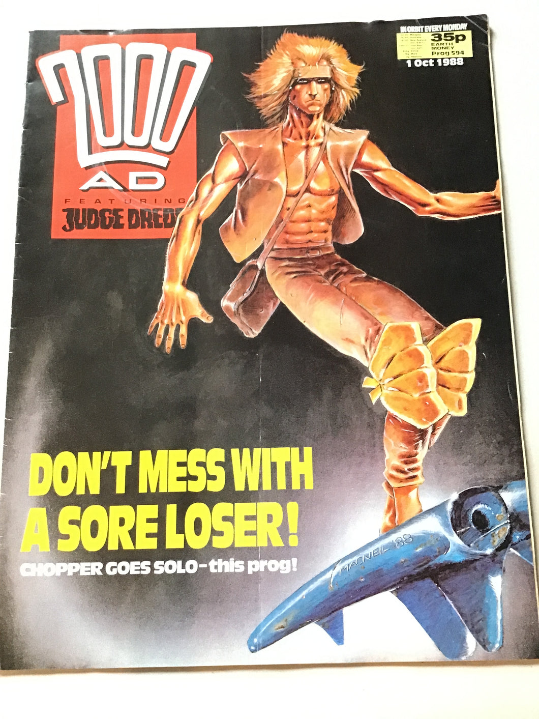 2000 A.D. featuring Judge dread October 1988 prog 594