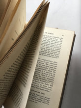 Load image into Gallery viewer, LIFE OF ROBERT MARQUIS OF SALISBURY BY HIS DAUGHTER LADY GWENDOLEN CECIL  Volumes one and two. 1830-1868 and 1868 to 1880 HODDER AND STOUGHTON LIMITED  LONDON  MCMXXI  1921
