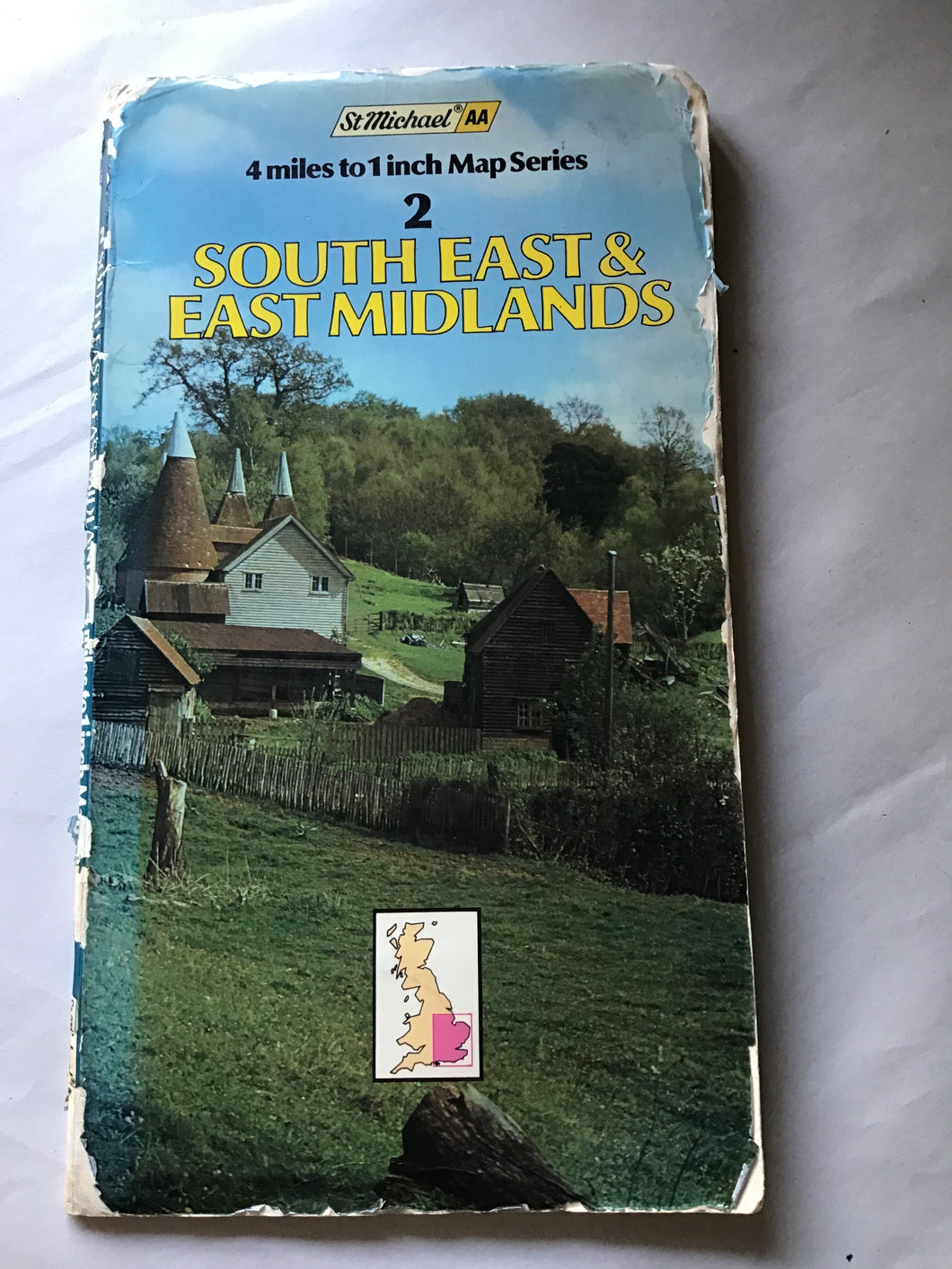 St Michael AA map Southeast and East Midlands 4 miles to 1 inch map series 2 1980.