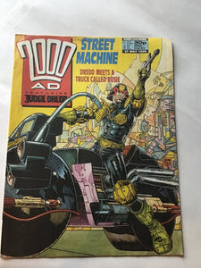 2000 A.D. featuring Judge Dredd May 1988 Prague 575