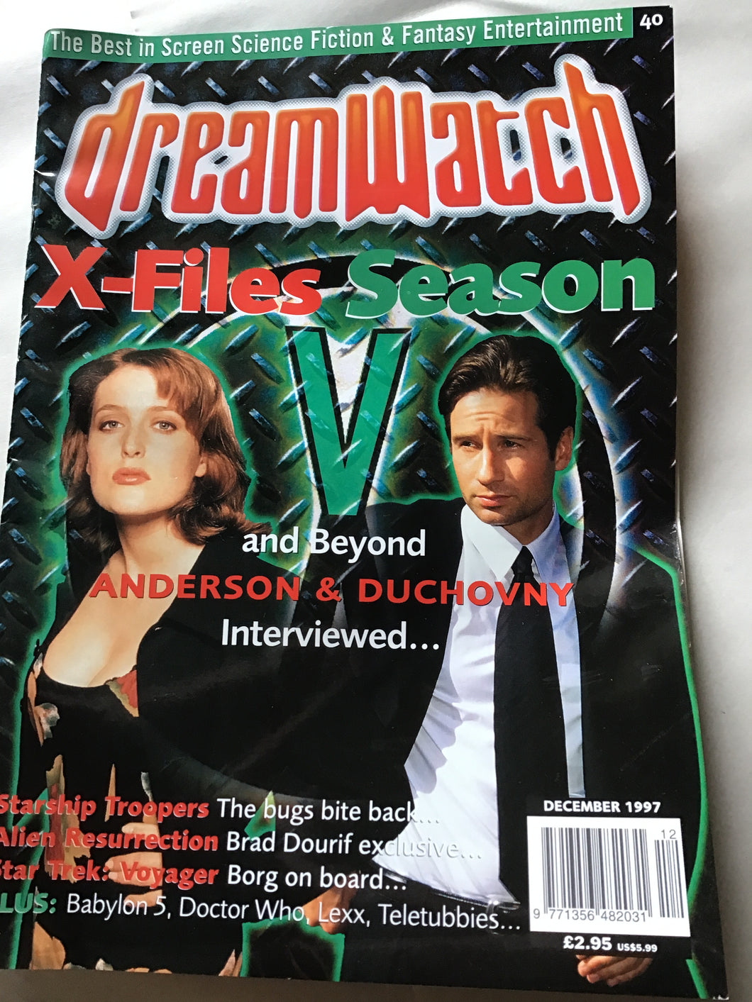 Dream watch magazine December  1997 X-Files season 5 Babylon five starship troopers alien Resurrection Star Trek