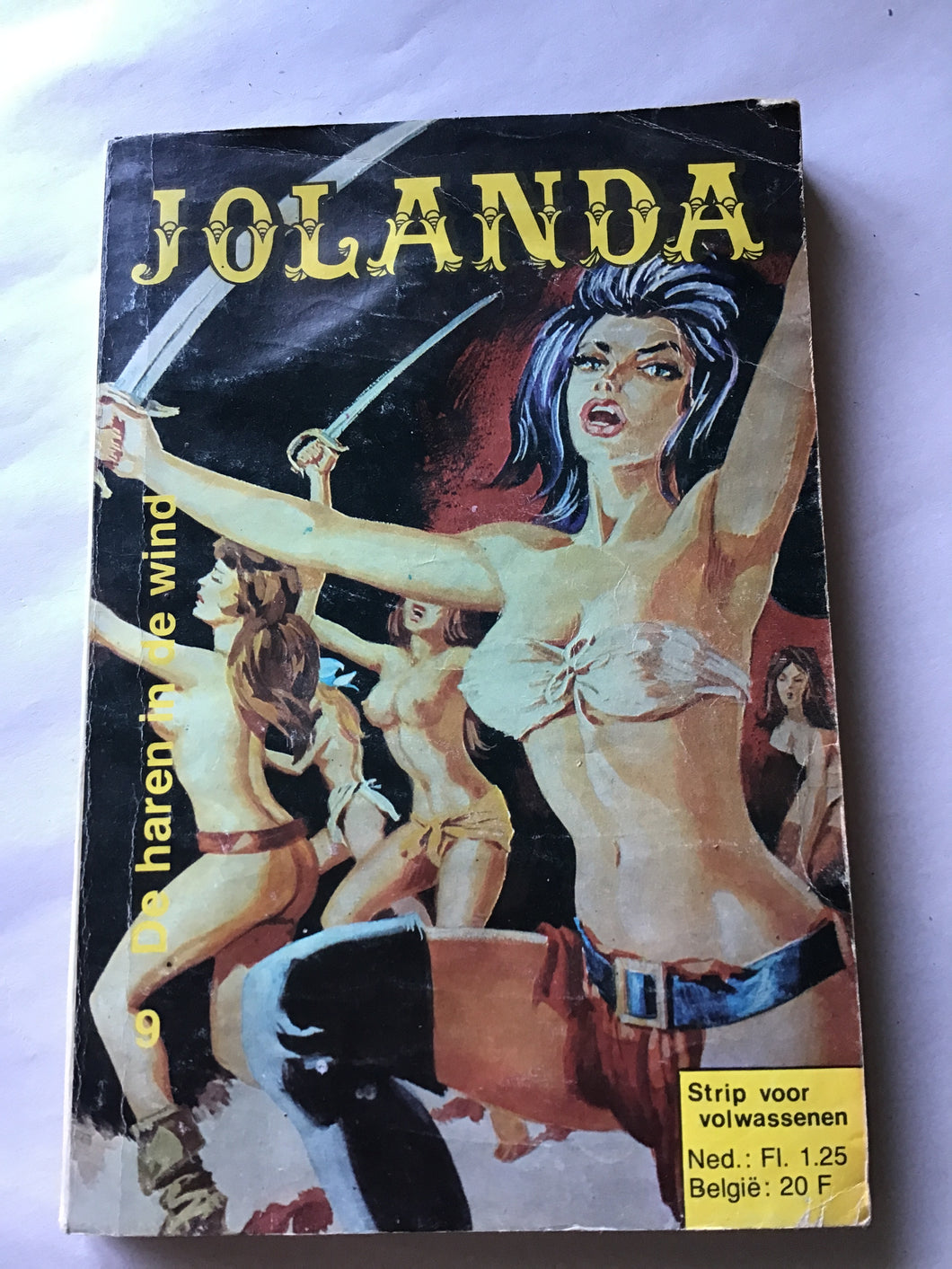 Jolanda - paperback. 9 De haren in de wind. strip voor volwassenen