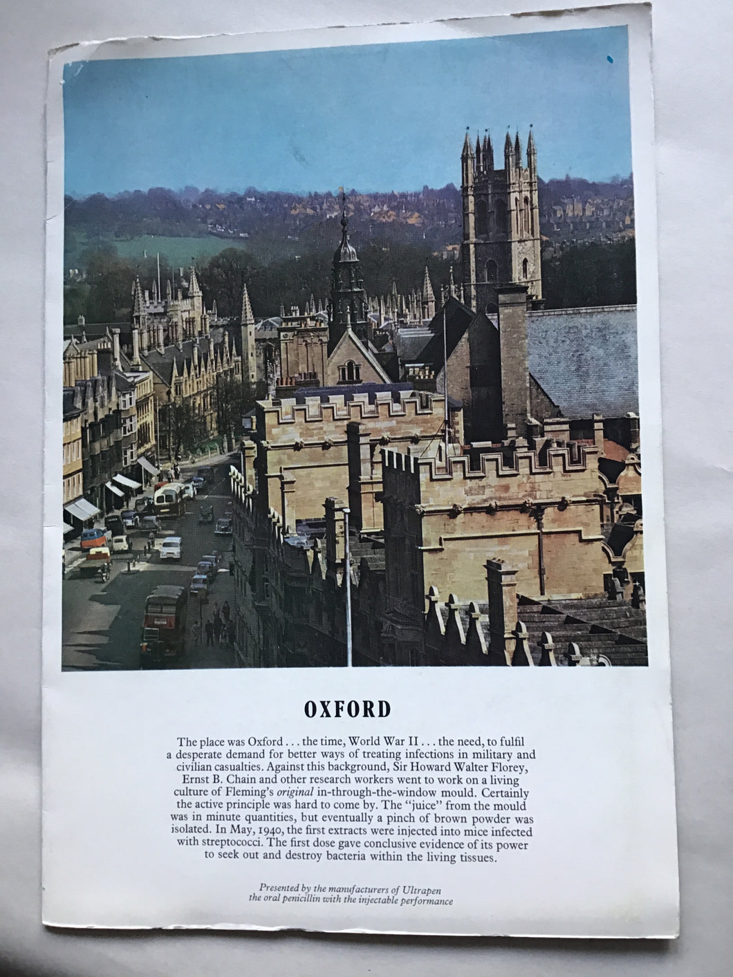 Pfizer map of Oxford 1965. Very good condition. Paperback.