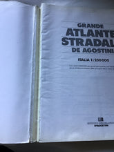Load image into Gallery viewer, GRANDE  ATLANTE  STRADALE  DE AGOSTINI  ITALIA 1:250 000  Con corte 1.1000000 pet grandi percorrenze,
