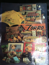 Load image into Gallery viewer, TOMART&#39;S  illustrated  DISNEYANA  catalog and price guide  by Tom Tumbusch  VOLUME THREE
